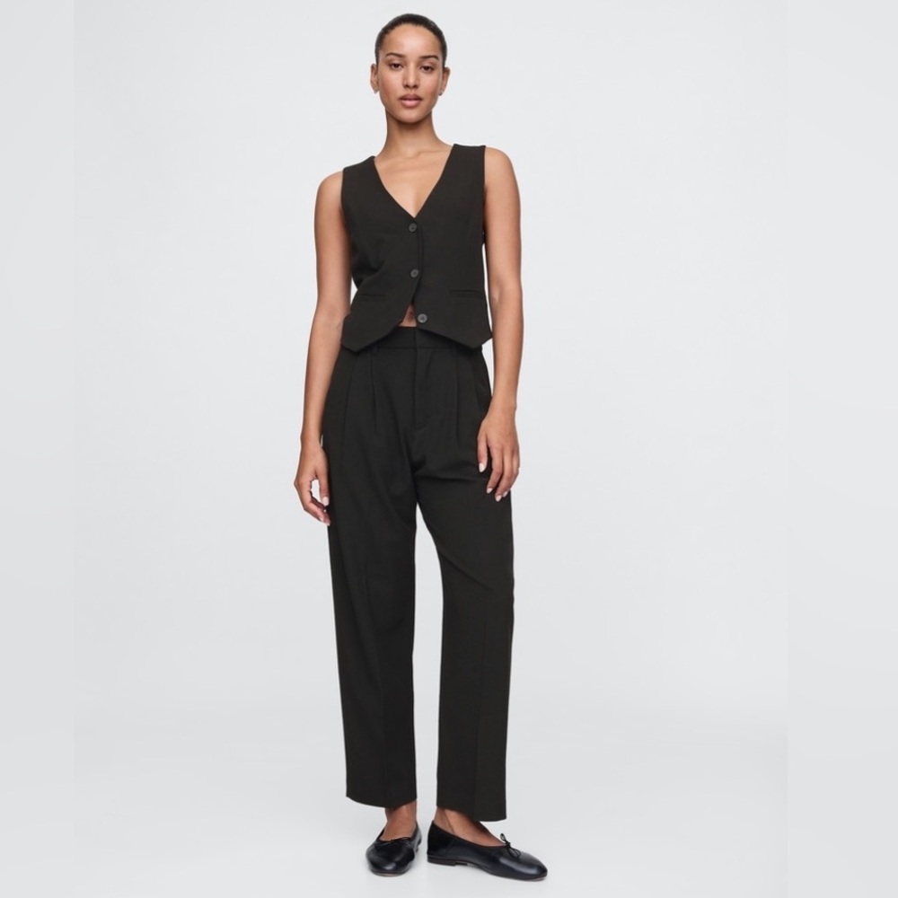 GAP High Rise Pleated Taper Trousers NWT